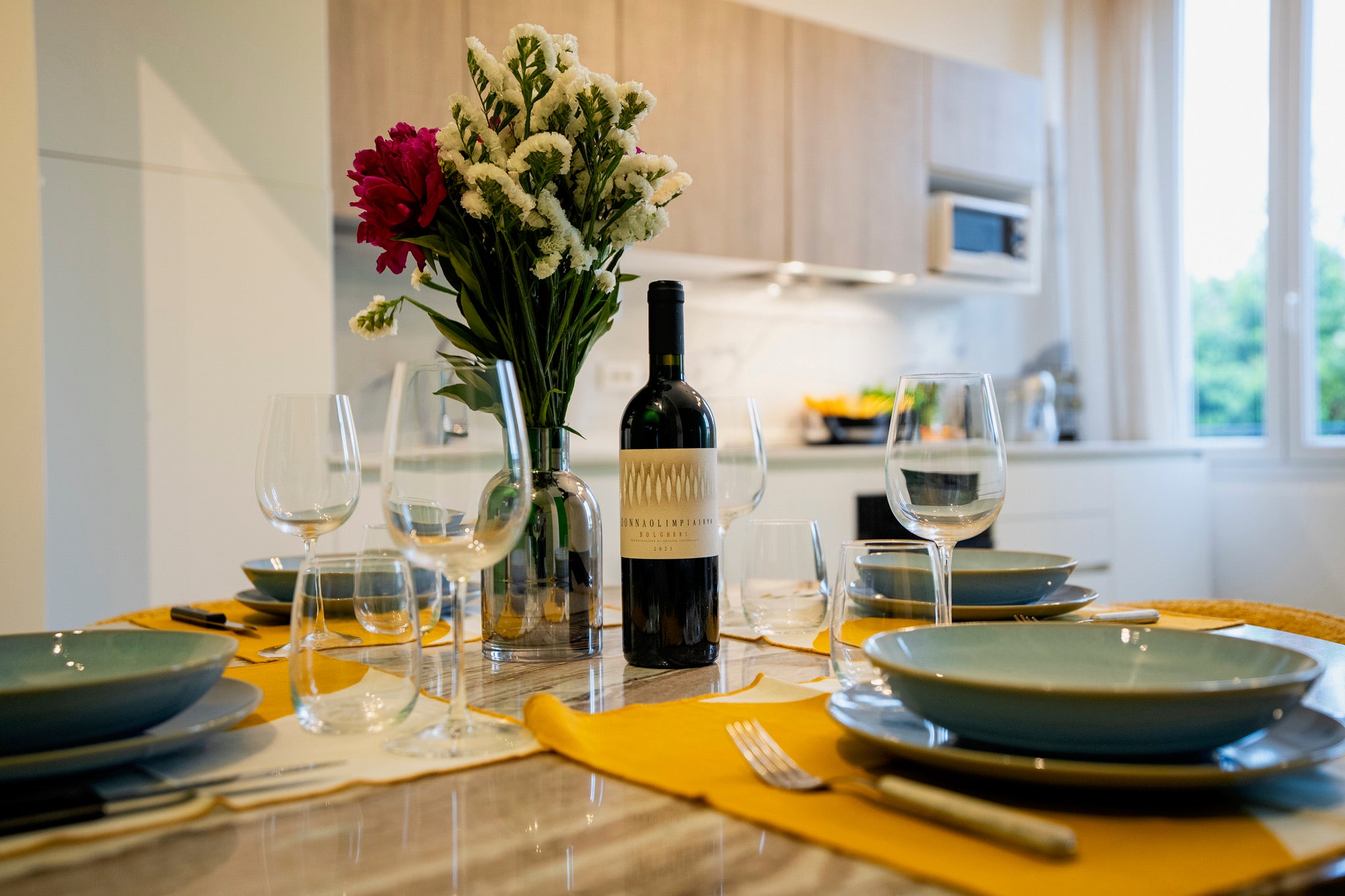 Toselli: Bright & Stylish Florence apartment